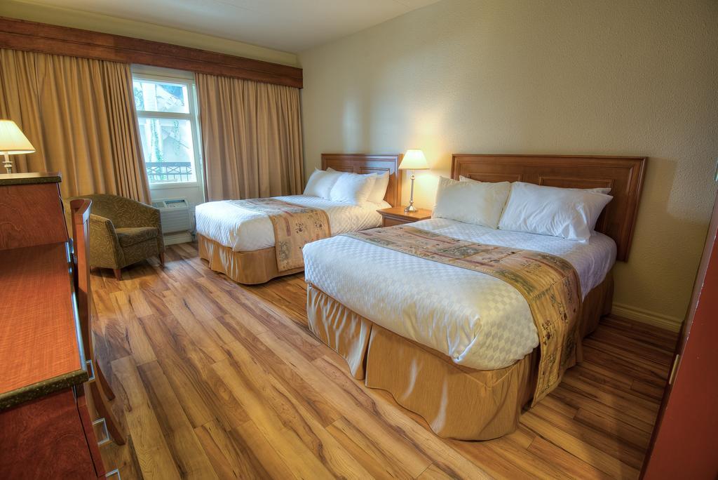 Hotel L'Oie Des Neiges Lévis エクステリア 写真