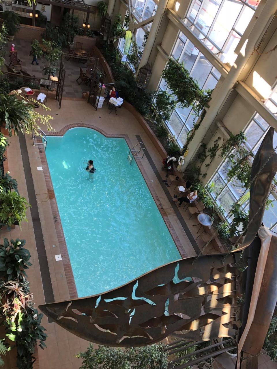 Hotel L'Oie Des Neiges Lévis エクステリア 写真