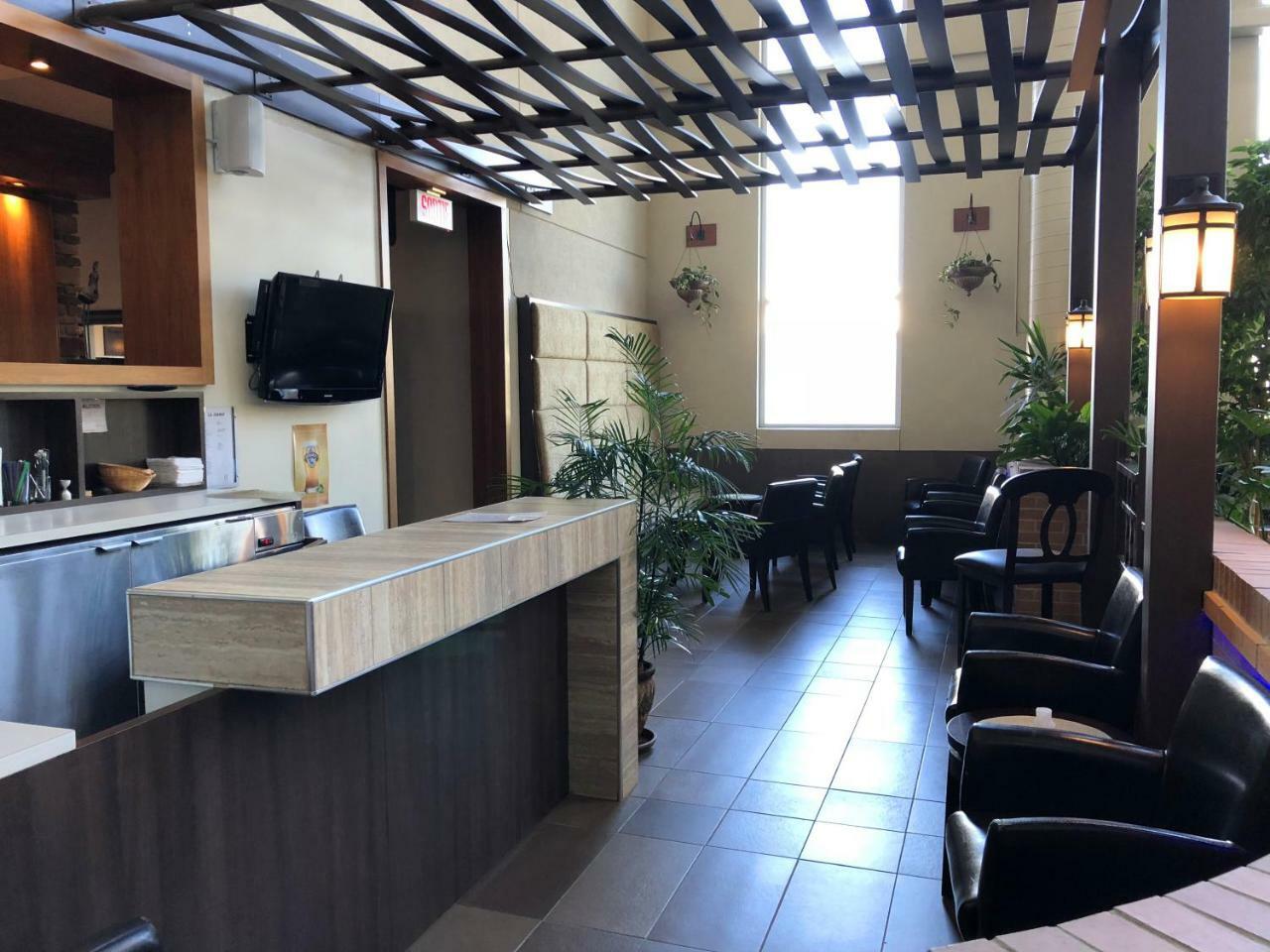 Hotel L'Oie Des Neiges Lévis エクステリア 写真
